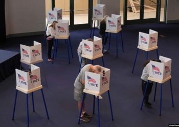 Çfarë thonë exit poll-et e para?