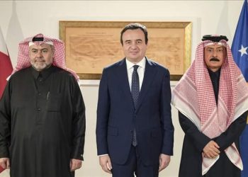 Kryeministri Kurti priti në takim përfaqësues nga organizata Qatar Charity