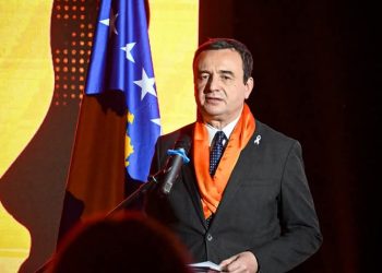 Kurti: Duke fuqizuar gratë, forcojmë shoqërinë