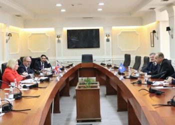 Hoxhaj takon delegacionin britanik, kërkon mbështetje për anëtarësimin e Kosovës në NATO