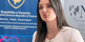 Deputetja Statovci: Mjekëve specialist i’u është rritur rroga për 116 për qind, LDK s’i ka rritur kurrë sa ishte në pushtet