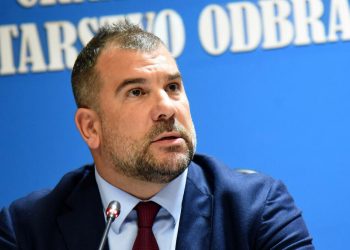 Dy nga tre të arrestuarit për mbishkrimin “Kosova është Serbi”, pjesëtarë të Ushtrisë së Malit të Zi