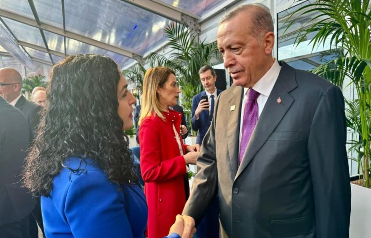 Osmani takohet me Erdoganin në Budapest