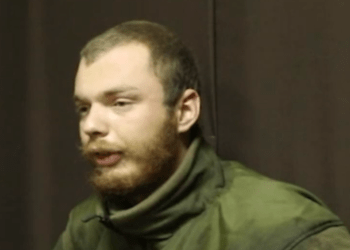 Me duar të lidhura dhe shirit në sy, forcat ruse kapin ish-ushtarin britanik që luftonte për Ukrainën