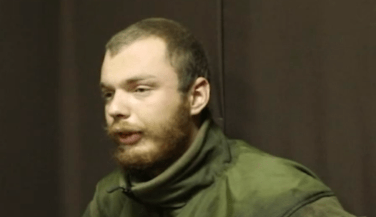 Me duar të lidhura dhe shirit në sy, forcat ruse kapin ish-ushtarin britanik që luftonte për Ukrainën