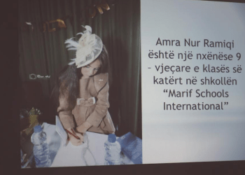 Nxënësja nga Maarif School, Amra Nur Ramiqi shkëlqen me publikimin e librit të saj të dytë, ‘Kthjellt në Mjegullë’!