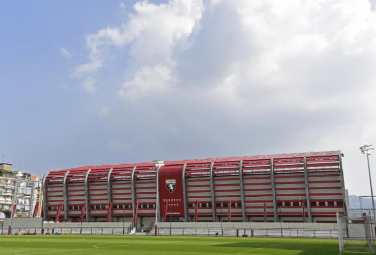 Arabët duan të blejnë mbi 200 milionë euro klubin italian