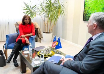 Bislimi mirëpriti Prattipatin e ShBA-së, diskutojnë për çështjet e Kosovës