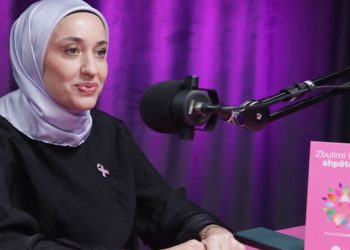 Trajtimi i k*ancerit të gjirit në Kosovë, doktoresha Goga: Ka bërë revolucion target-terapia dhe imunoterapia(Video)