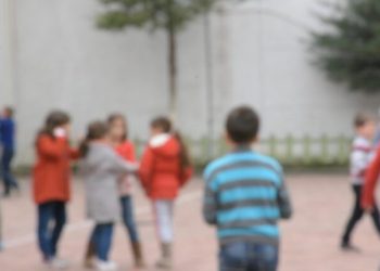 Save the Children: TikTok-u hapësira ku bullizohen më së shumti fëmijët në Kosovë