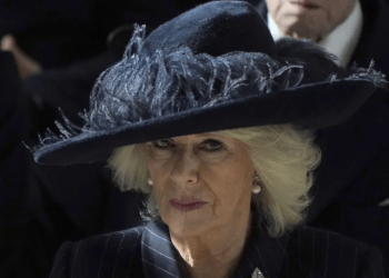 Sëmuret rëndë Mbretëresha Camilla, tërhiqet nga të gjitha daljet publike