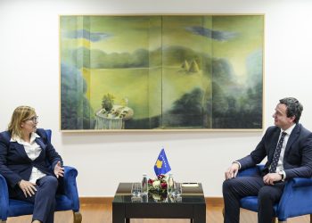 Kurti e falënderon Onoraton për partneritetin e IRI-t me Kosovën