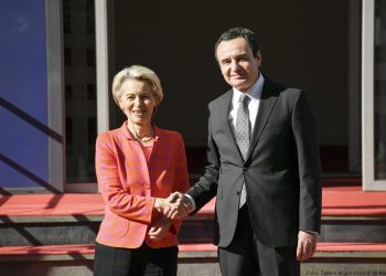Kurti uron von der Leyen