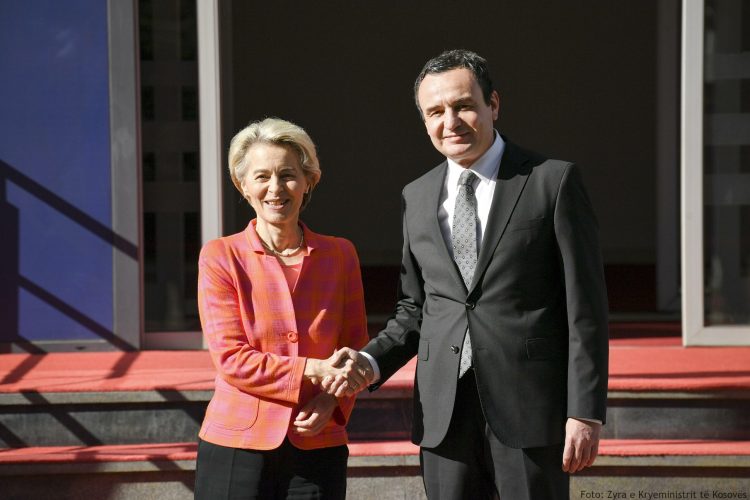 Kurti uron von der Leyen