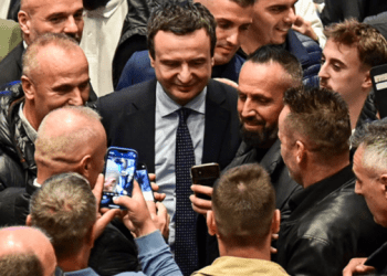 Vazhdojnë takimet me diasporë, Kurti e Gërvalla nesër në Frankfurt