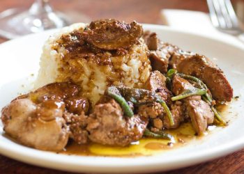 Pilaf me veshka dhe mëlçi, traditë dhe shije e mrekullueshme