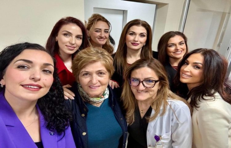 Presidentja Osmani kryen mamografi në QKUK: Zbulimi i hershëm shpëton jetë