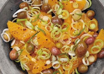 Ullinj, presh dhe portokalle, sallata që duhet ta provoni këto ditë