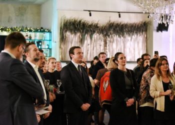 Kurti mori pjesë në ceremoninë e fundvitit të organizuar nga Qendra Kinematografike e Kosovës