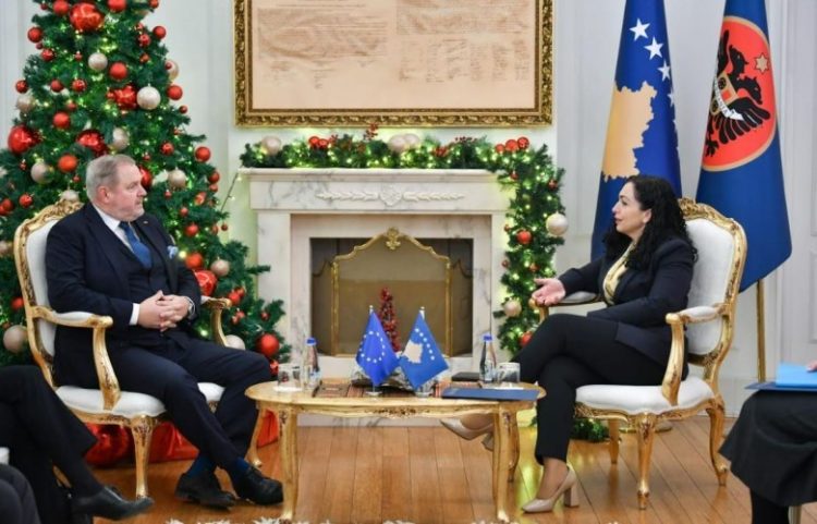Osmani takon eurodeputetin Terras: Të hiqen masat e padrejta ndaj Kosovës