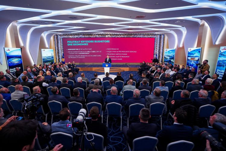 Abdixhiku takon 150 bizneset më të mëdha në Kosovë
