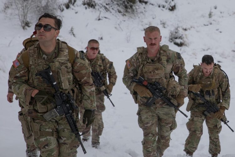 Amerikanët patrullojnë në veri, KFOR-i: Pjesë e misionit për të garantuar mjedis të sigurt e të qetë