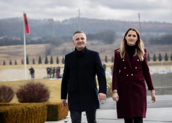 Besarta Jashari nuk aderon në VV, familja e mohon kandidimin e saj