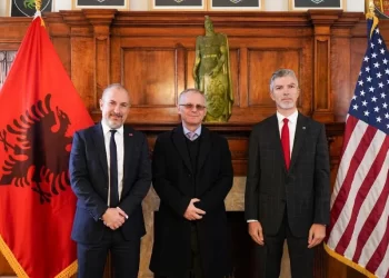 Zëvendëskryeministri Bislimi në Uashington, merr pjesë në ngjarjen e organizuar nga ambasada shqiptare për 112-vjetorin e pavarësisë
