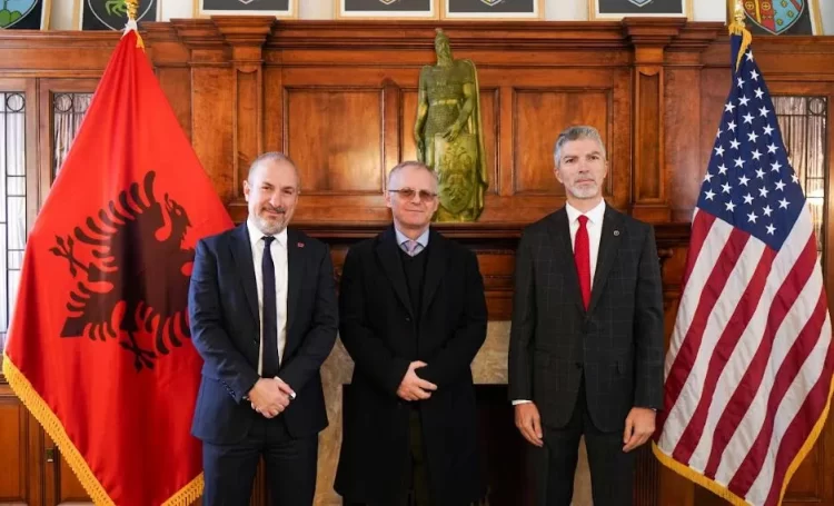 Zëvendëskryeministri Bislimi në Uashington, merr pjesë në ngjarjen e organizuar nga ambasada shqiptare për 112-vjetorin e pavarësisë