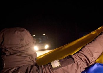 Rusia dhe Ukraina shkëmbejnë 300 robër lufte