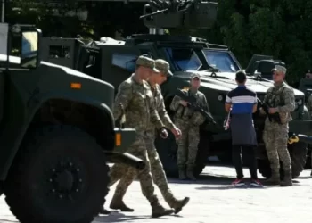 Do të suspendohen dy ushtarët e Malit të Zi që u arrestuan në Kosovë