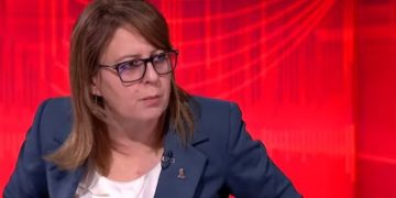 Bajrami flet për humbjen e software-it për mësimin online sa ajo ishte ministre e Arsimit