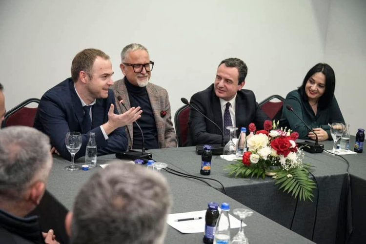 Pacolli njofton për shuarjen e një nëndege të LDK-së në Prishtinë