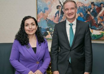 Osmani e falënderon Carpenterin për mbështetjen që ShBA-ja i ka dhënë Kosovës