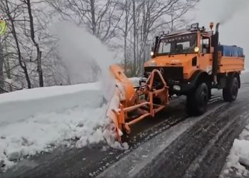 Policia apel qytetarëve: Kujdes shpejtësinë, respektoni rregullat