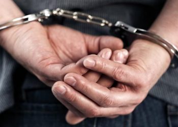 Shtiu me armë në aheng, arrestohet burri në Podujevë