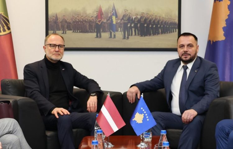 Maqedonci e njofton homologun e tij nga Letonia për gjendjen në veri pas s*ulmit te*rrorist në Ibër Lepenc