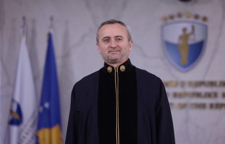 Nexhmi Rexhepi, zgjedhet kryetar i ri i Gjykatës Kushtetuese