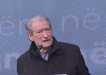 Përkujtohet me protestë Dita e Rinisë, Berisha: Shqipëria sot po përjeton diktaturë, koha për sulm