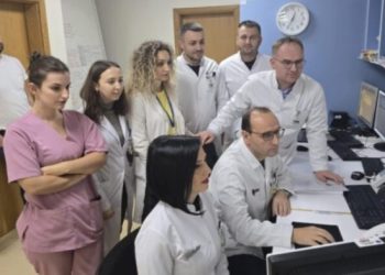 Për herë të parë në Kosovë fillon trajtimi me Radioterapi Stereotaktike