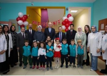 Në shkollën Maarif në Tetovë shënohet Dita e Arsimit në gjuhën turke