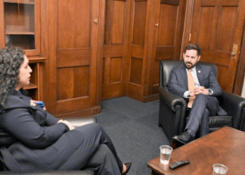 Takohet me kongresistin republikan Lawler, Presidentja Osmani: Pamë mundësitë e konkretizimit të bashkëpunimit në fusha të ndryshme