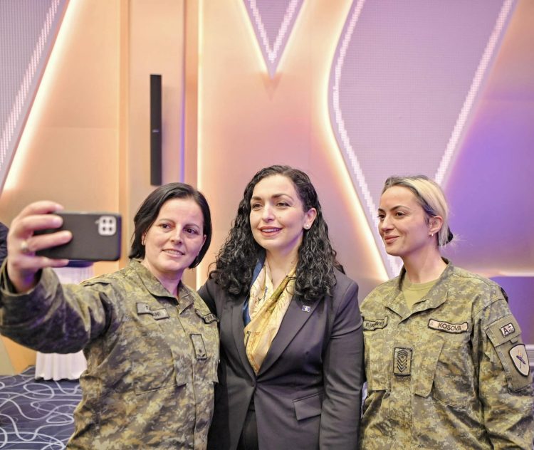 Osmani: Gratë në uniformë janë imazhi i Kosovës dhe i FSK-së