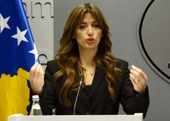 Haxhiu përkrah Kurtin: Specialja nuk ka arsye të refuzojë kërkesën për ta intervistuar në zyrë