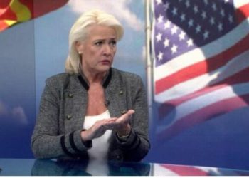 Ambasadorja amerikane reagon pas futjes në listë të zezë të Grubit dhe Bexhetit