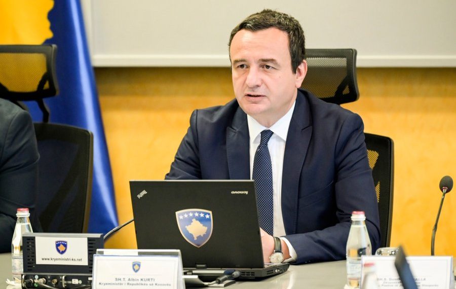 Albin Kurti si Henri Kisinxheri, mbron interesin nacional dhe shtetëror të Kosovës