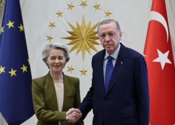 Turqi, Von der Leyen dhe Erdogan diskutojnë situatën në Siri
