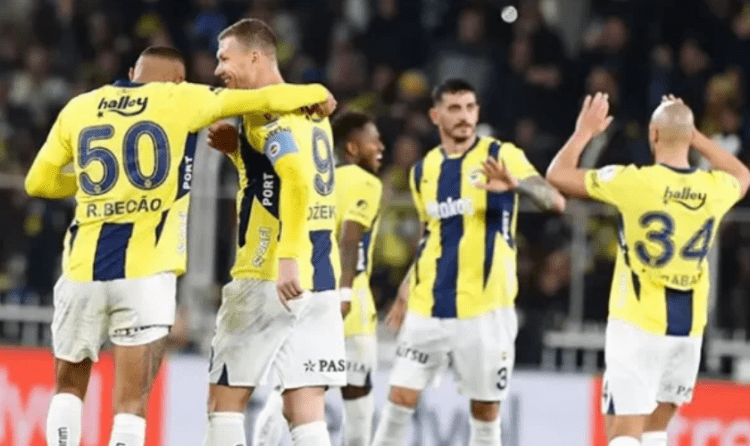 Fenerbahçe e Mourinhos rikthehet në garën për titull në Turqi