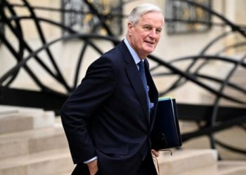 Francën e pret një krizë politike me mocionin e votëbesimit