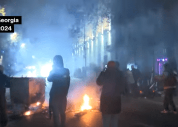 Eskalojnë protestat në Tbilisi, 44 të plagosur përfshirë 21 policë (PAMJE)